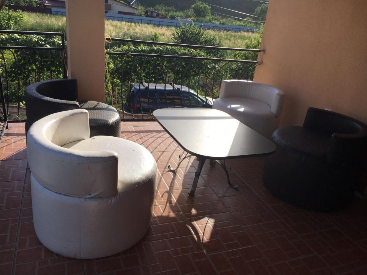 Casa Lidia Si Gogu Hotell Budeasa Mare Eksteriør bilde